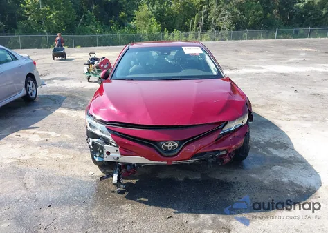 2020 Toyota Camry Le из США, поврежденный, VIN 4T1C11AK6LU318875